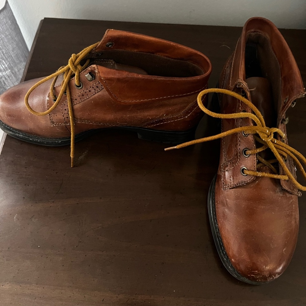 Ankle boots